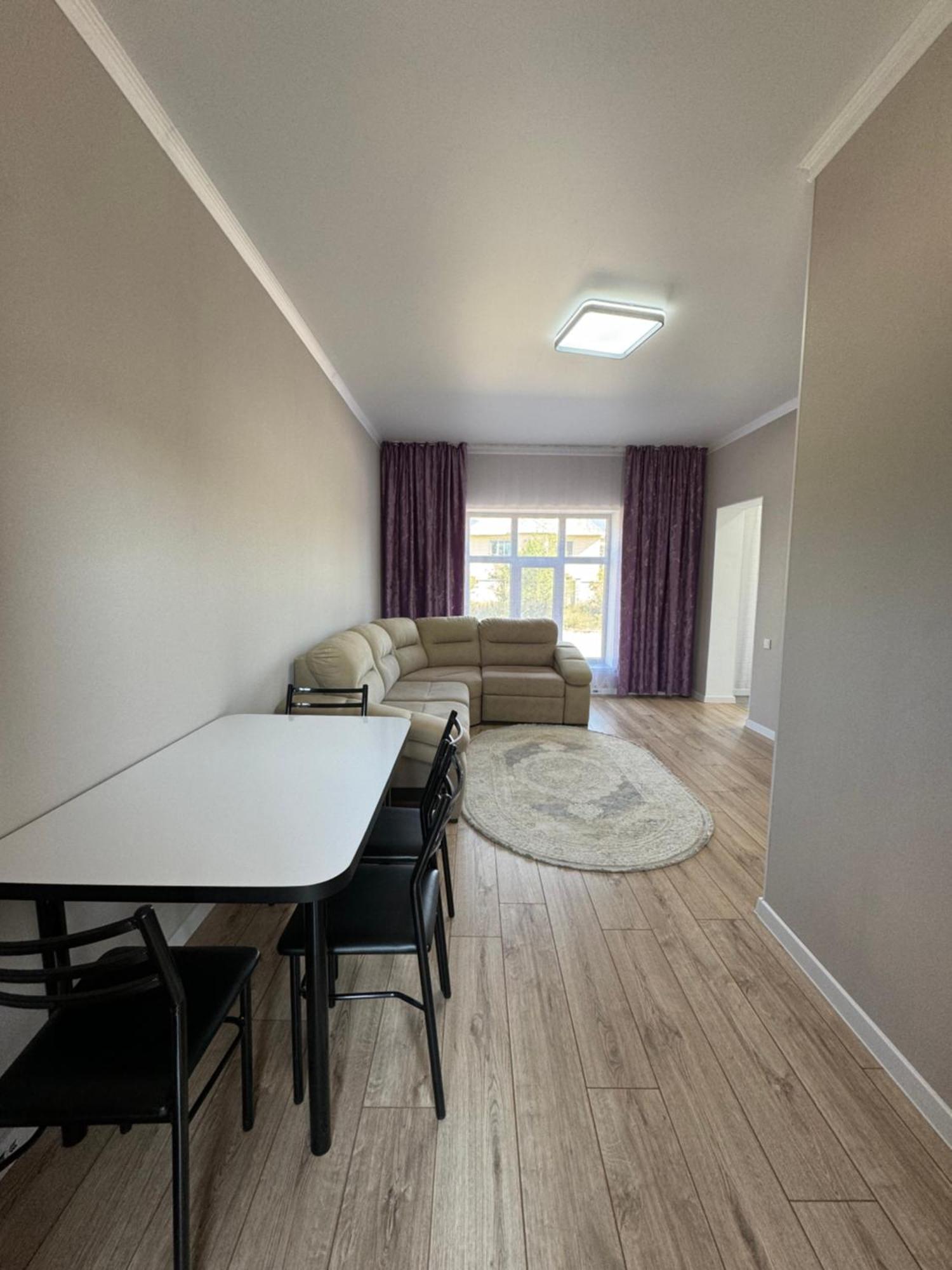 Алые Паруса Hotel Cholpon-Ata Eksteriør billede